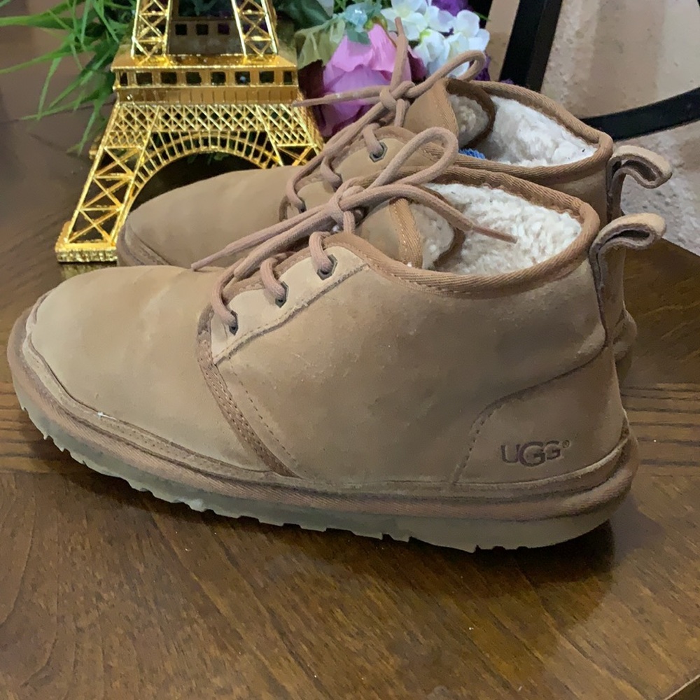 UGG NEUMEL SHUKKA BOOTS💥💥